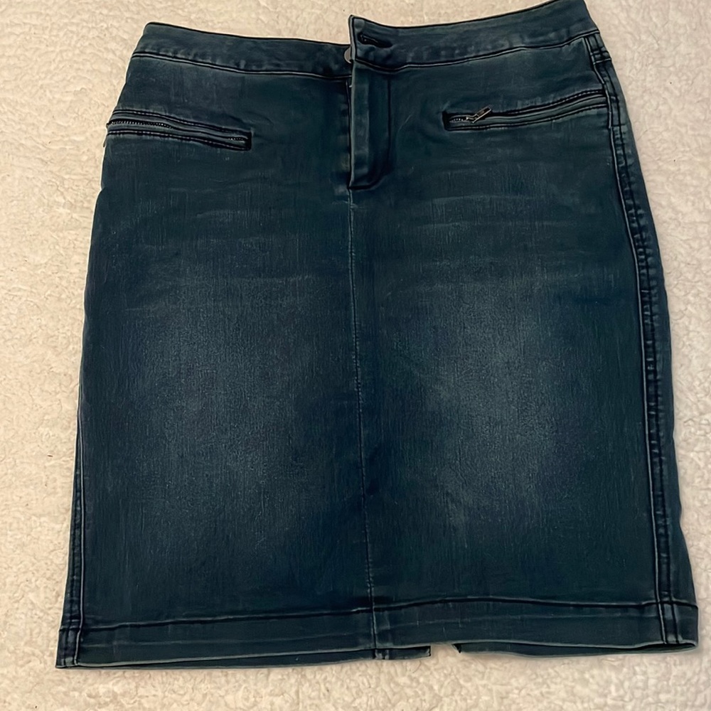 Kenneth Cole Reaction Pencil Denim Skirt Size 4